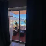 公寓 Fronte Mare Con Terrazza Mcgregor's Seaview