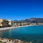 Lejlighed Fronte Mare Con Terrazza Mcgregor's Seaview *