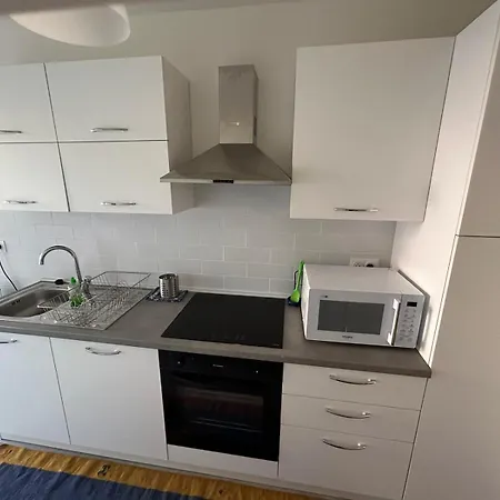 Fronte Mare Con Terrazza Mcgregor's Seaview Апартаменты
