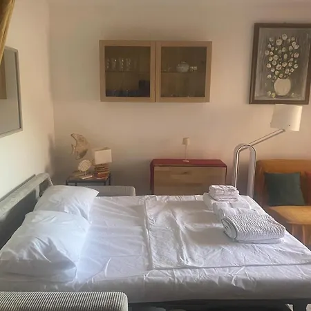 Апартаменты Fronte Mare Con Terrazza Mcgregor's Seaview *