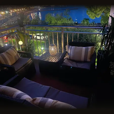 Апартаменты Fronte Mare Con Terrazza Mcgregor's Seaview *